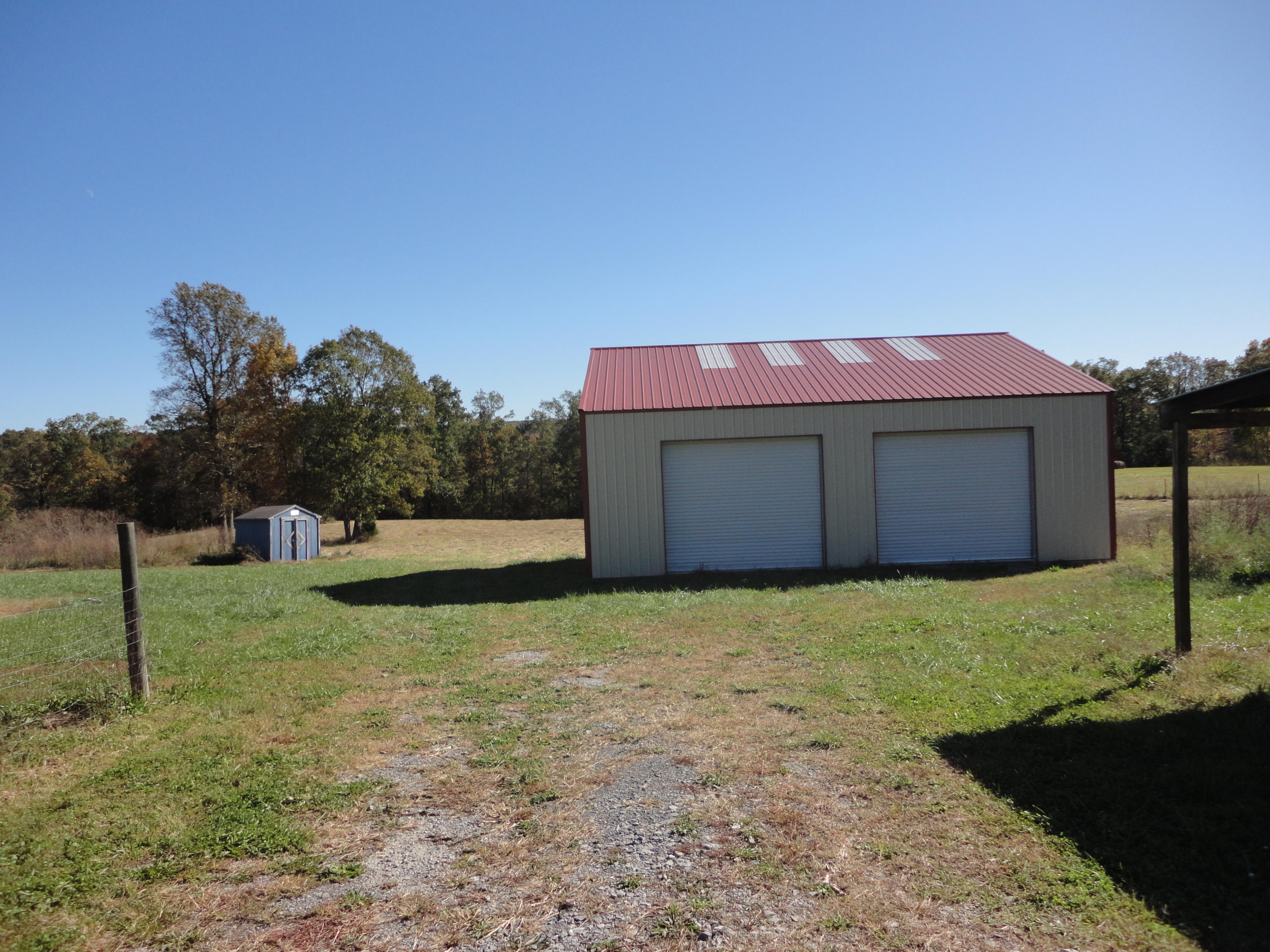 305 Deerhead Road Dunlap, TN 37327 - Photo 2 of 2 305 Deerhead Shop Pic