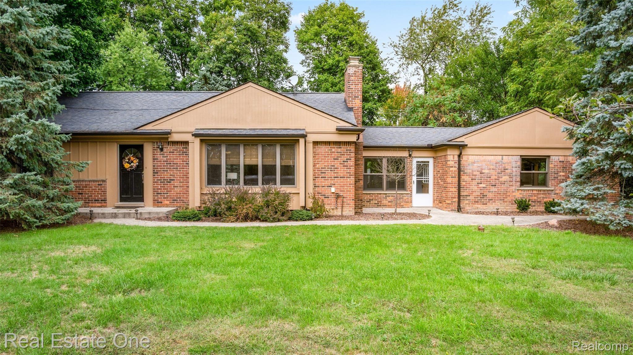 2470 West Tienken Road Rochester, MI 48306 - Photo 29 of 31 2470-W-Tienken-Road-4.jpg