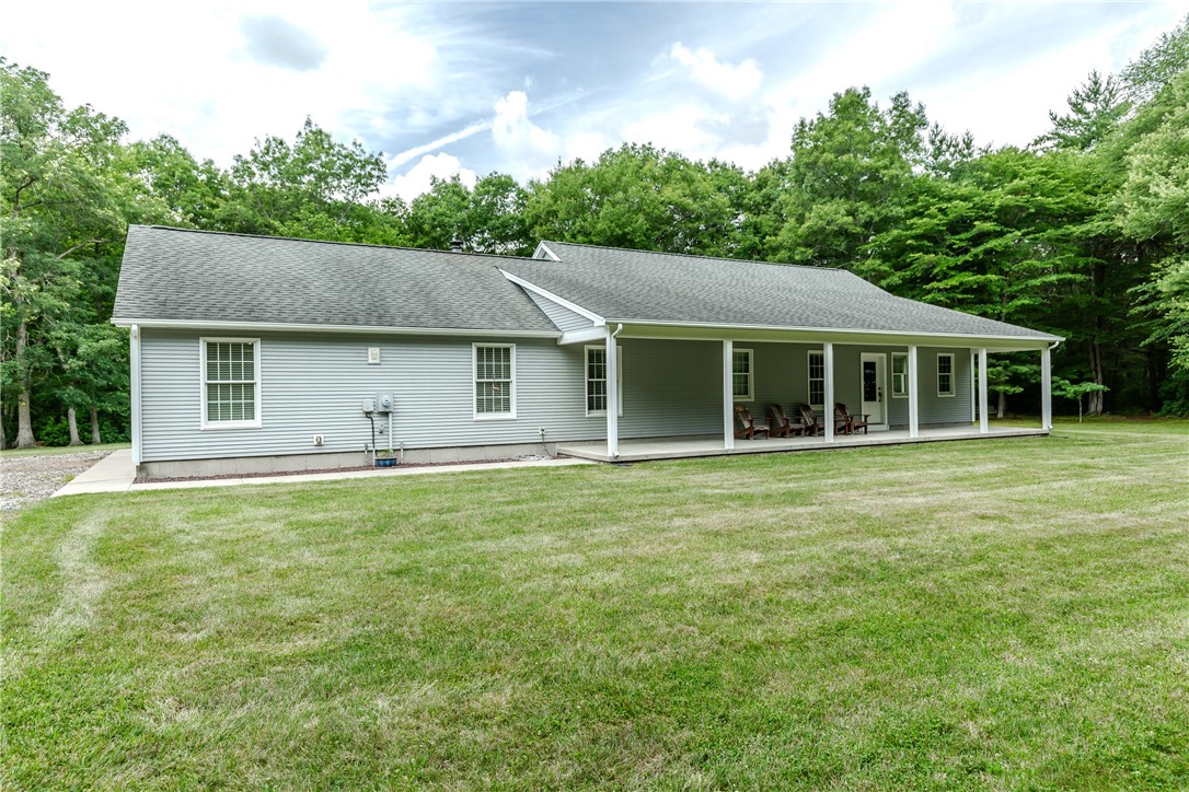 167 Cranberry Ridge Road Glocester, RI 02857 - Photo 4 of 50