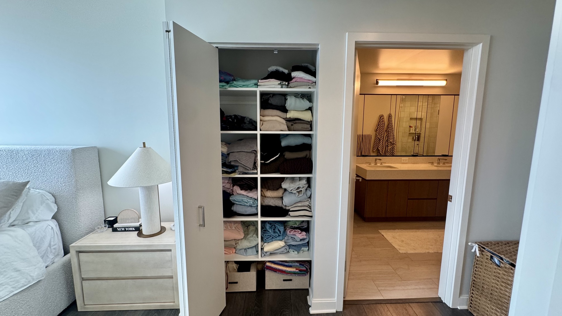 164 North Peoria Street, Unit 1902 Chicago, IL 60607 - Photo 9 of 18