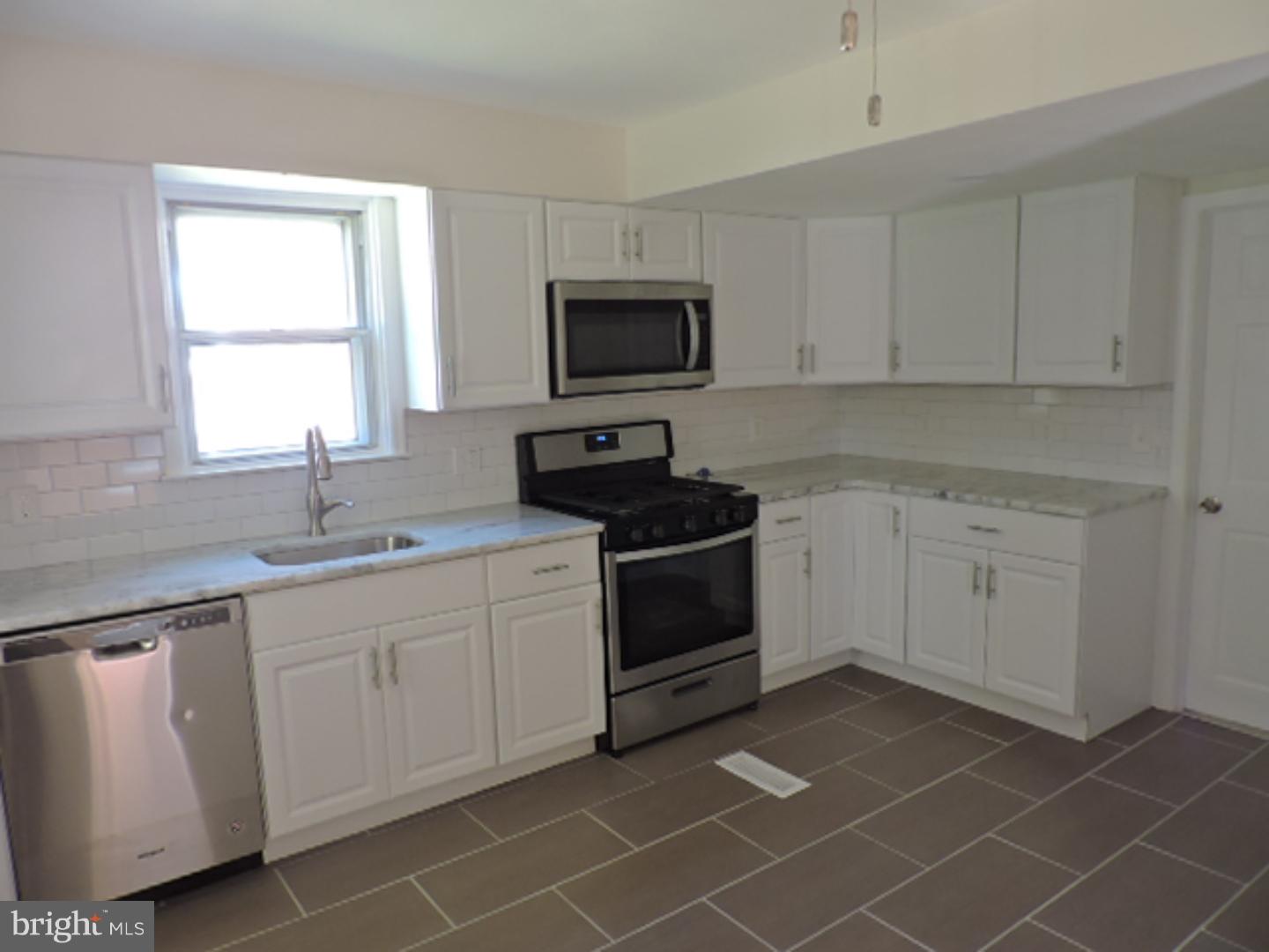 46 Lanfair Road Cheltenham, PA 19012 - Photo 11 of 23 Gallery Image 11