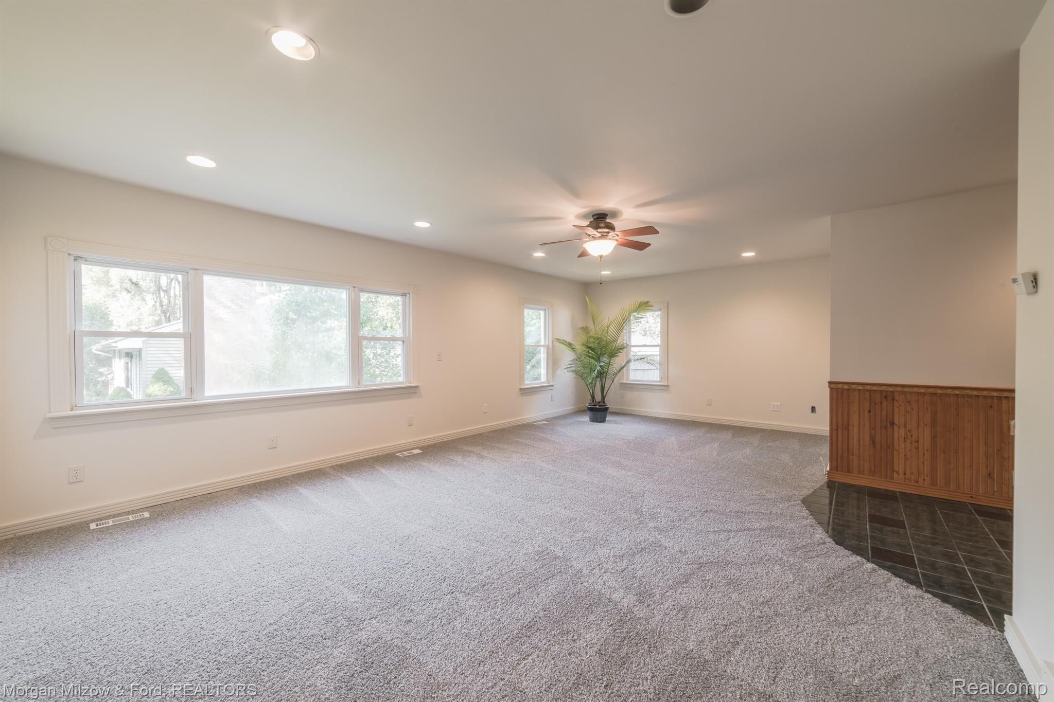 1893 White Lake Road Highland, MI 48356 - Photo 22 of 48 1893 White Lake Road (22).jpg