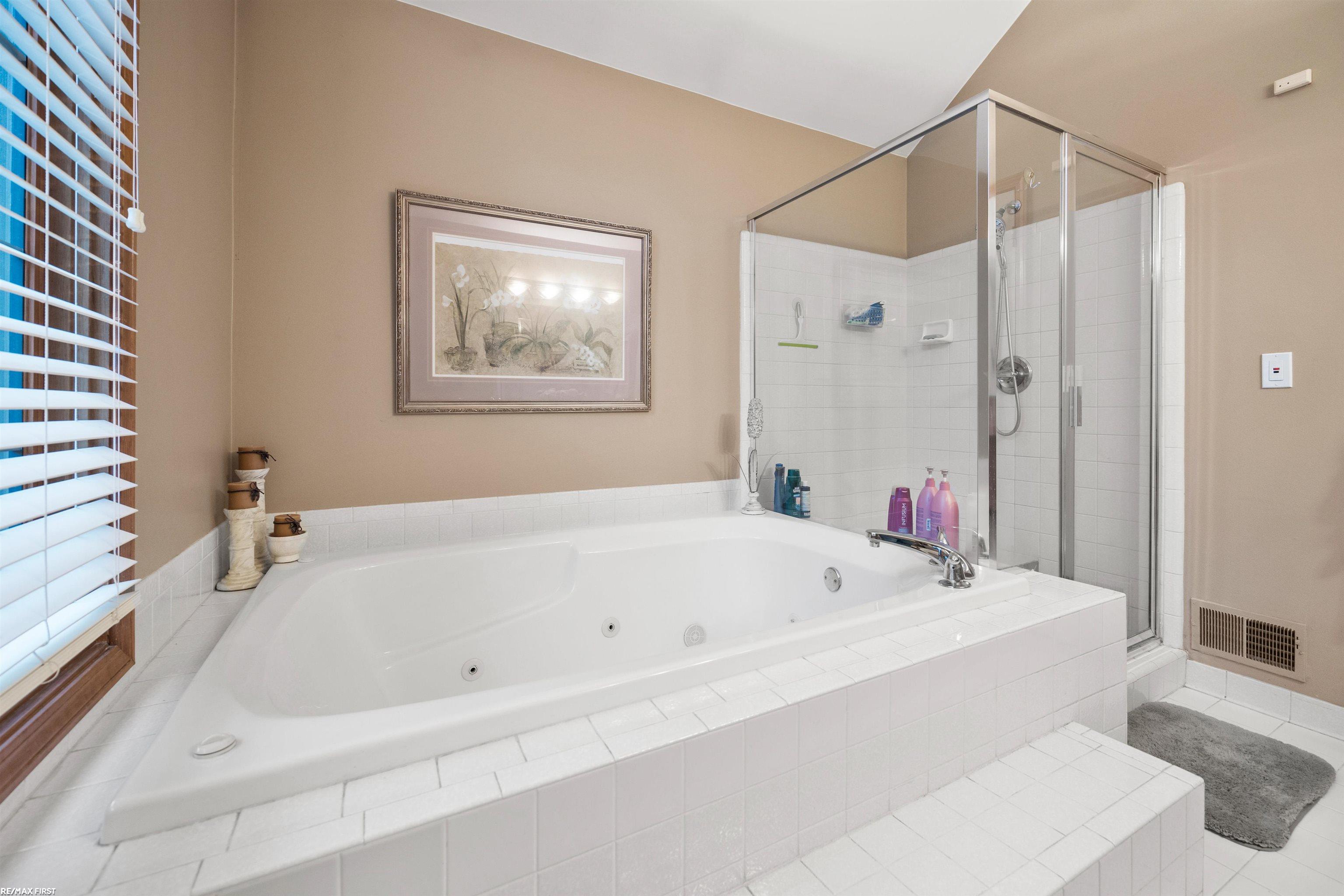 528 Misty Brook Lane Rochester Hills, MI 48307 - Photo 21 of 63