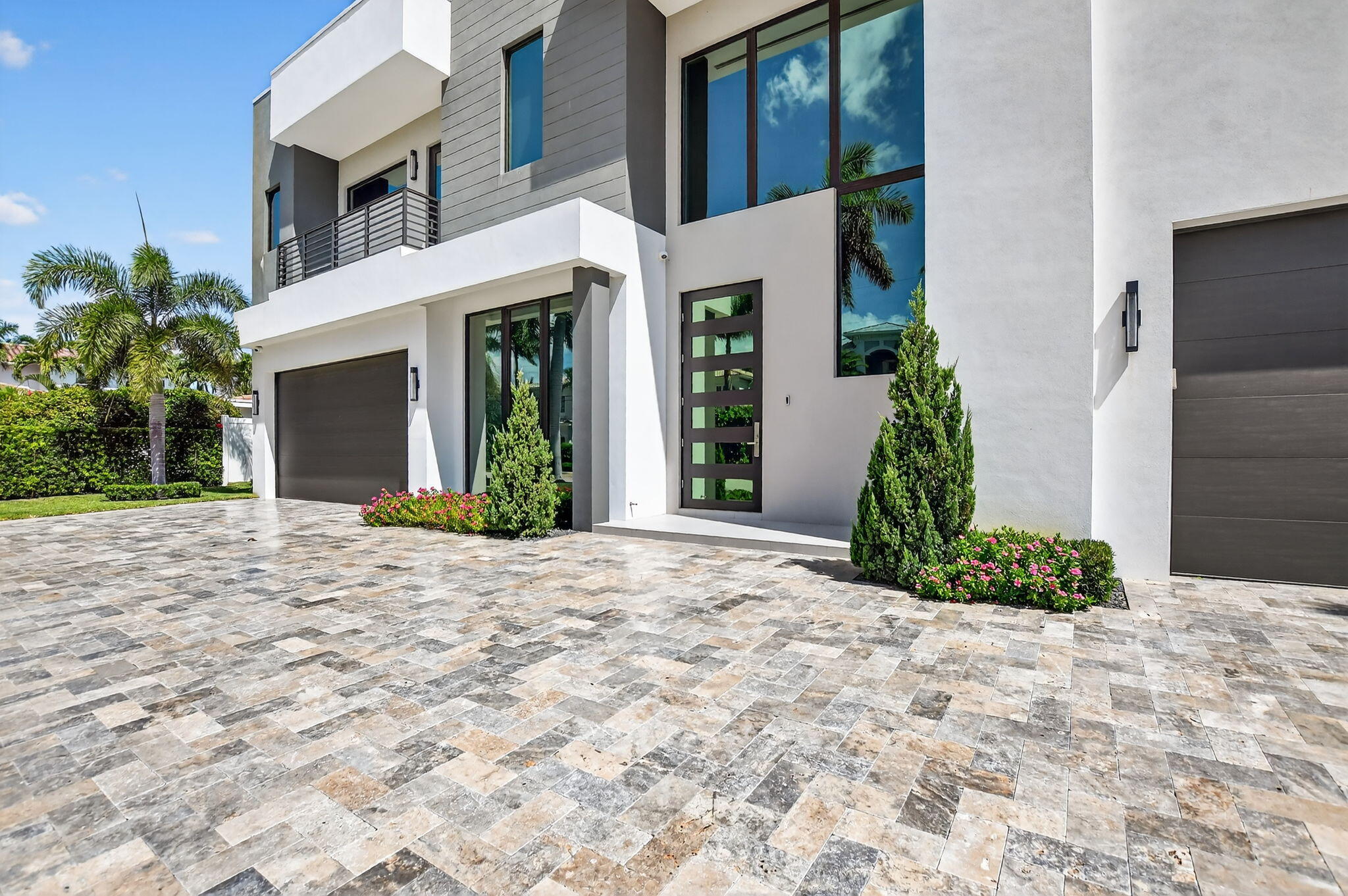 725 Northeast 71st Street Boca Raton, FL 33487 - Photo 5 of 66 7-web-or-mls-008_DSC_0196