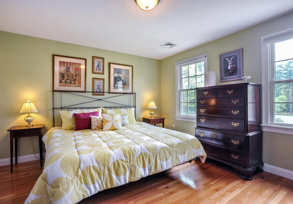 40 Lewis Farm Road Duxbury, MA 02332 - Photo 13 of 30 Gallery Image 13