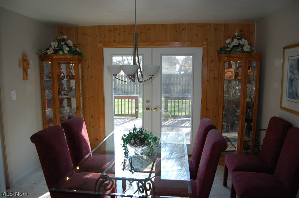 479 Ewing Road Youngstown, OH 44512 - Photo 4 of 13 Gallery Image 4