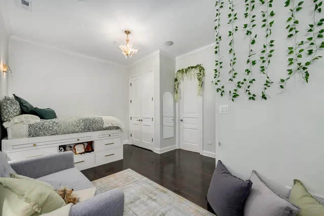 $2,995,000 | 1938 North Hudson Avenue, Chicago, IL 60614