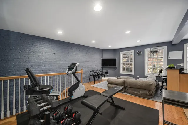 $2,995,000 | 1938 North Hudson Avenue, Chicago, IL 60614