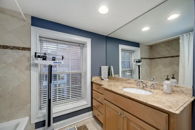 $2,995,000 | 1938 North Hudson Avenue, Chicago, IL 60614