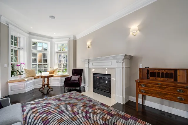 $2,995,000 | 1938 North Hudson Avenue, Chicago, IL 60614