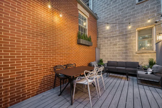 $2,995,000 | 1938 North Hudson Avenue, Chicago, IL 60614