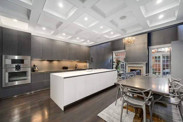 $2,995,000 | 1938 North Hudson Avenue, Chicago, IL 60614