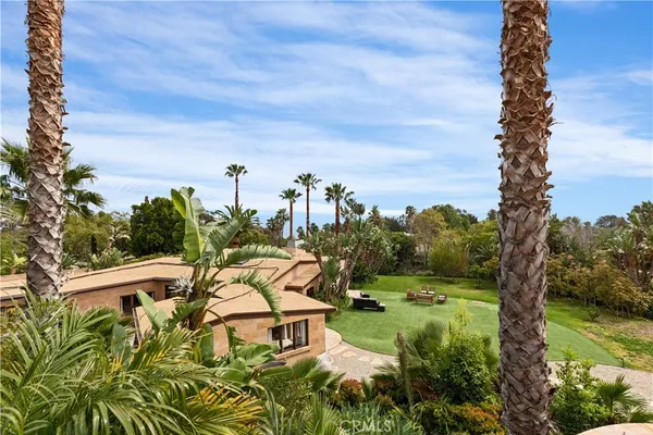 $5,495,000 | 27409 Pacific Coast Highway, Malibu, CA 90265