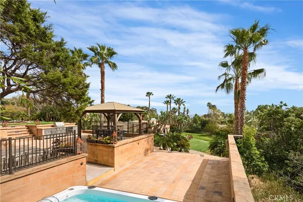 $5,495,000 | 27409 Pacific Coast Highway, Malibu, CA 90265