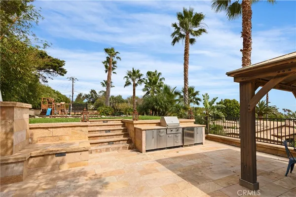 $5,495,000 | 27409 Pacific Coast Highway, Malibu, CA 90265