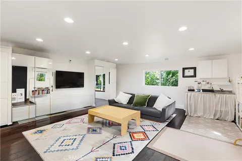 $5,495,000 | 27409 Pacific Coast Highway, Malibu, CA 90265