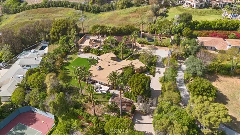 $5,495,000 | 27409 Pacific Coast Highway, Malibu, CA 90265