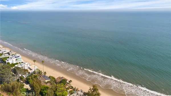 $5,495,000 | 27409 Pacific Coast Highway, Malibu, CA 90265