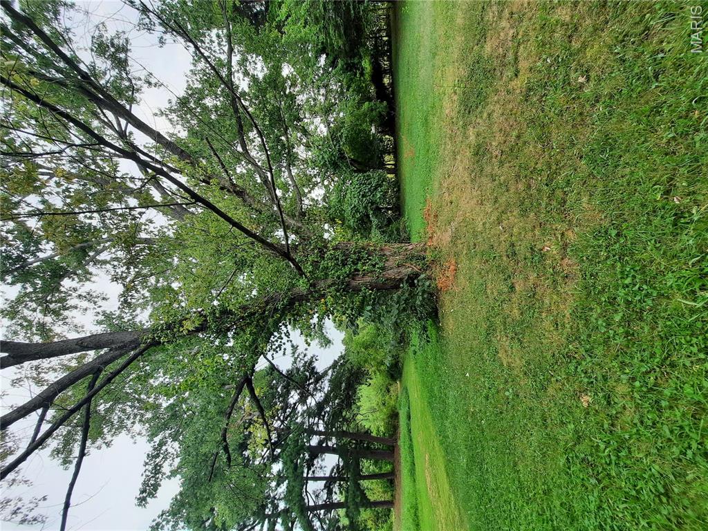 57 East West Road Sullivan, MO 63080 - Photo 23 of 26