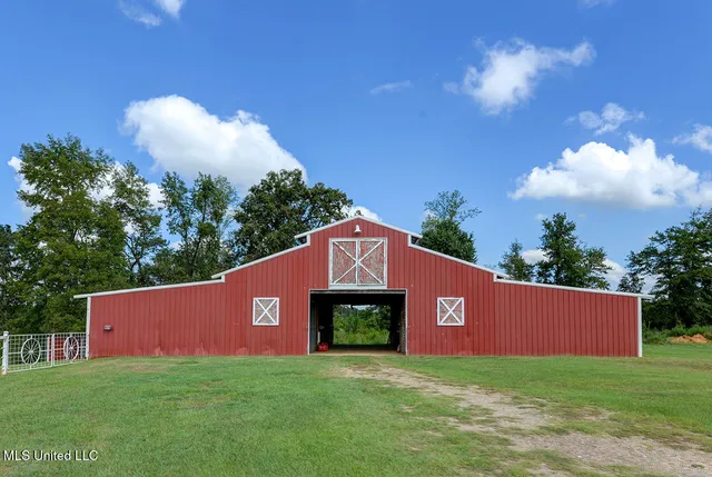 $795,000 | 10181 Road 533 Philadelphia Ms 39350, Philadelphia, MS 39350