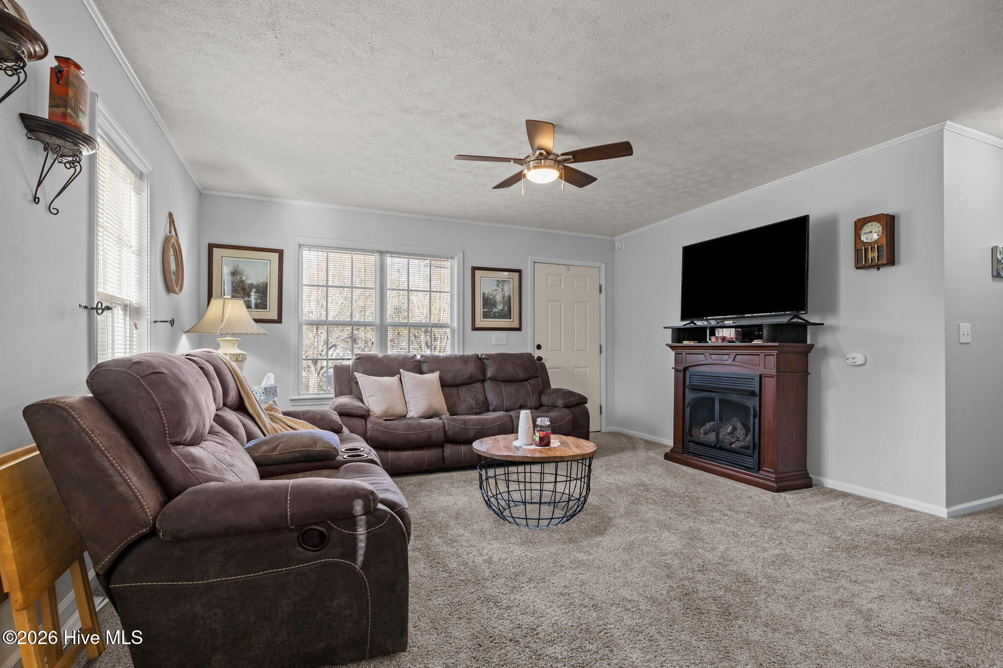 585 Roberts Road Newport, NC 28570 - Photo 2 of 40 26-web-or-mls-1S3A7740