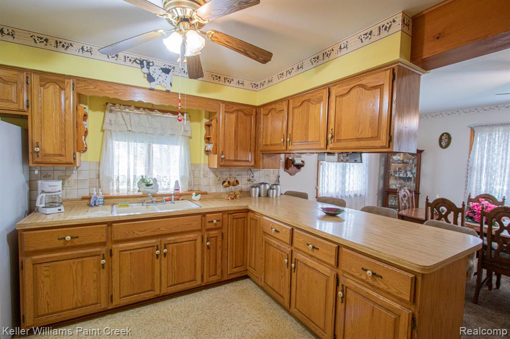 53330 Schoenherr Road Utica, MI 48315 - Photo 9 of 37 Gallery Image 9