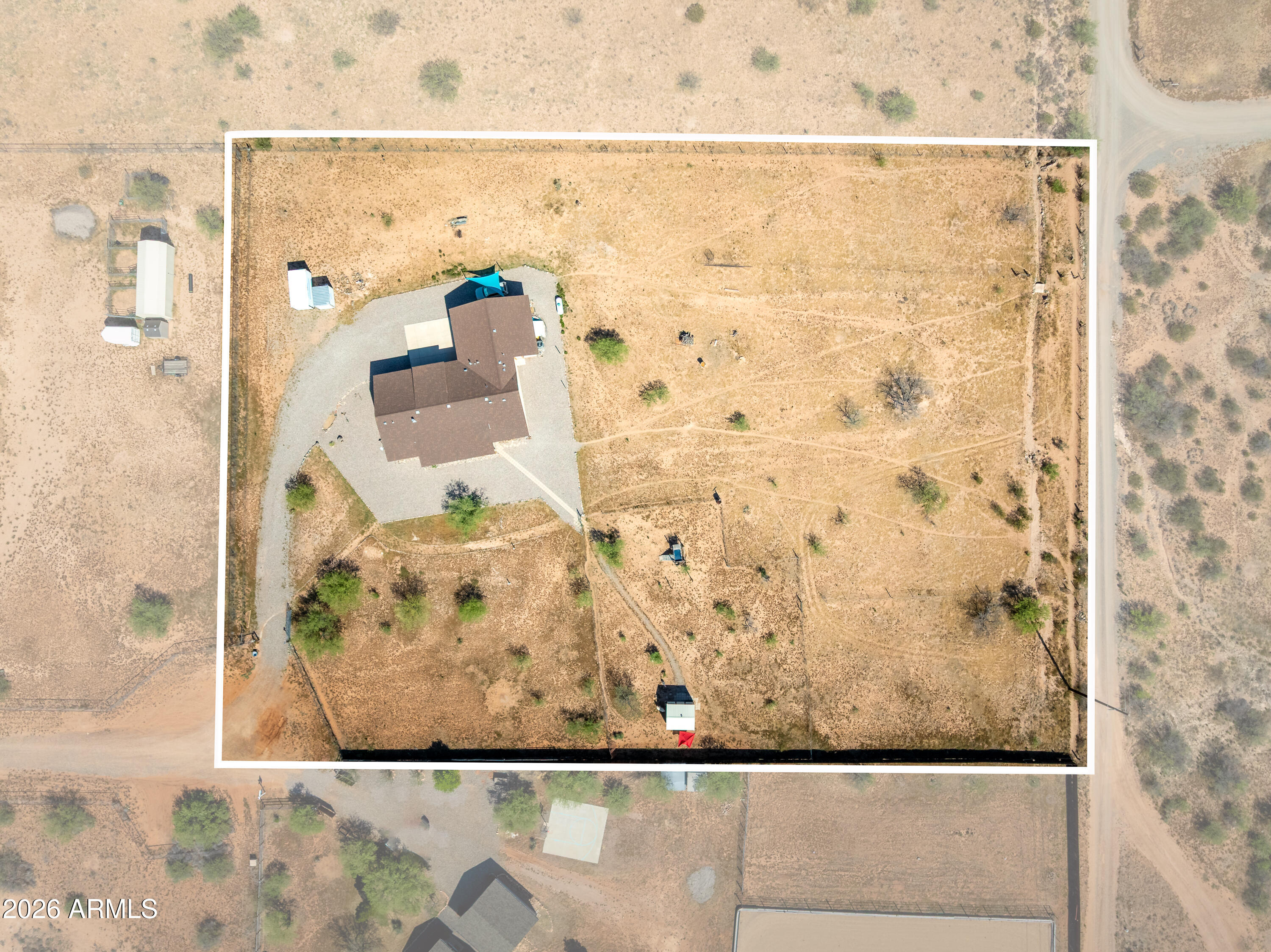 2771 South Country Hill Road Cornville, AZ 86325 - Photo 2 of 48 view of bathroom with shower