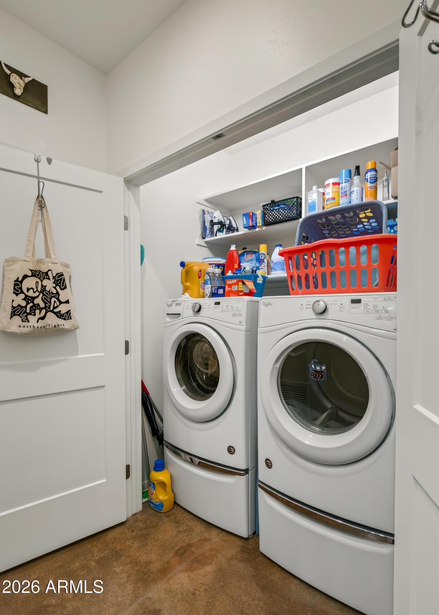 2771 South Country Hill Road Cornville, AZ 86325 - Photo 37 of 48 a utility room with dryer and washer