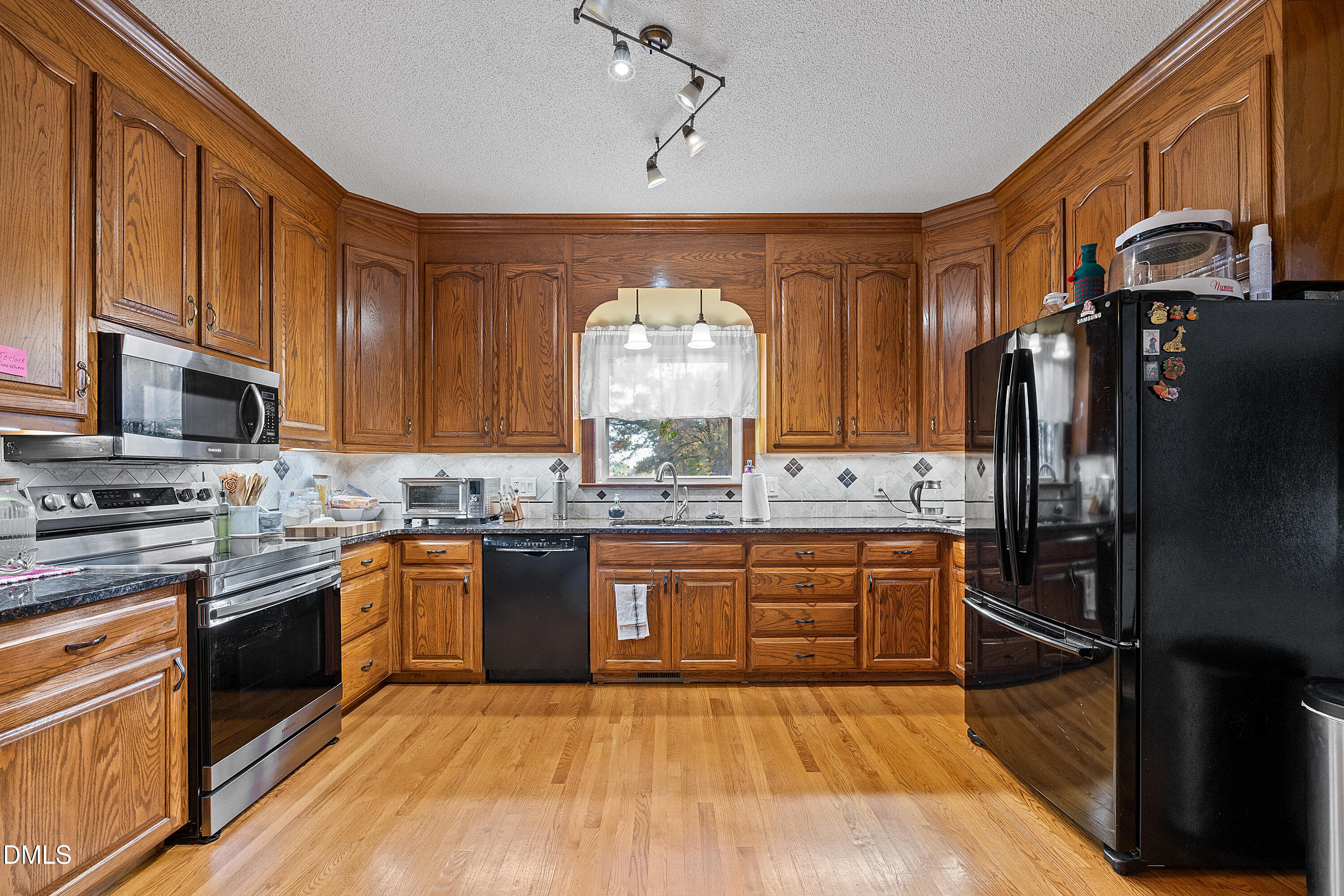 3208 Shady Grove Road Durham, NC 27703 - Photo 4 of 50 27-3208 Shady Grove Rd_7739