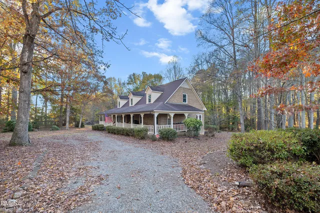 $975,000 | 3208 Shady Grove Road, Durham, NC 27703