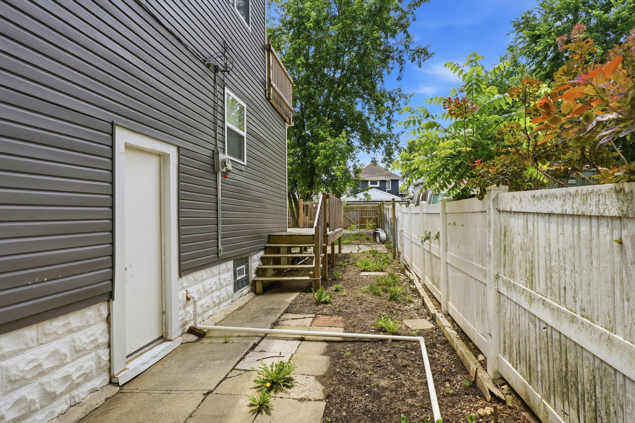 2525 Ridge Avenue Columbus, OH 43204 - Photo 45 of 67 45-web-or-mls-2525-ridge-ave