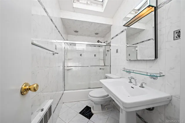 $749,000 | 28 Ellen Place, Kings Park, NY 11754