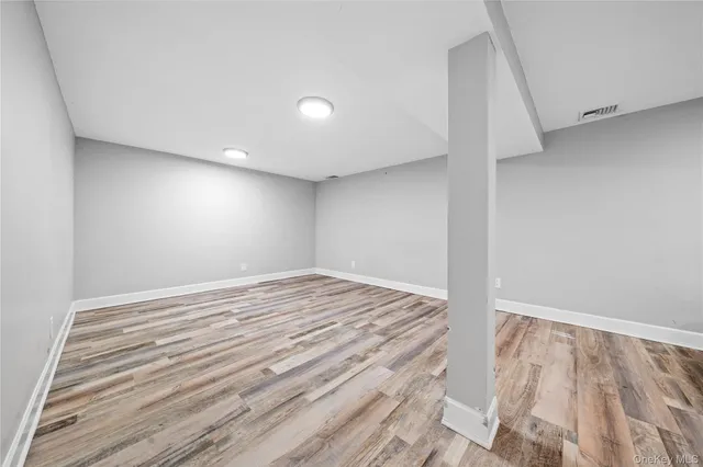 $749,000 | 28 Ellen Place, Kings Park, NY 11754