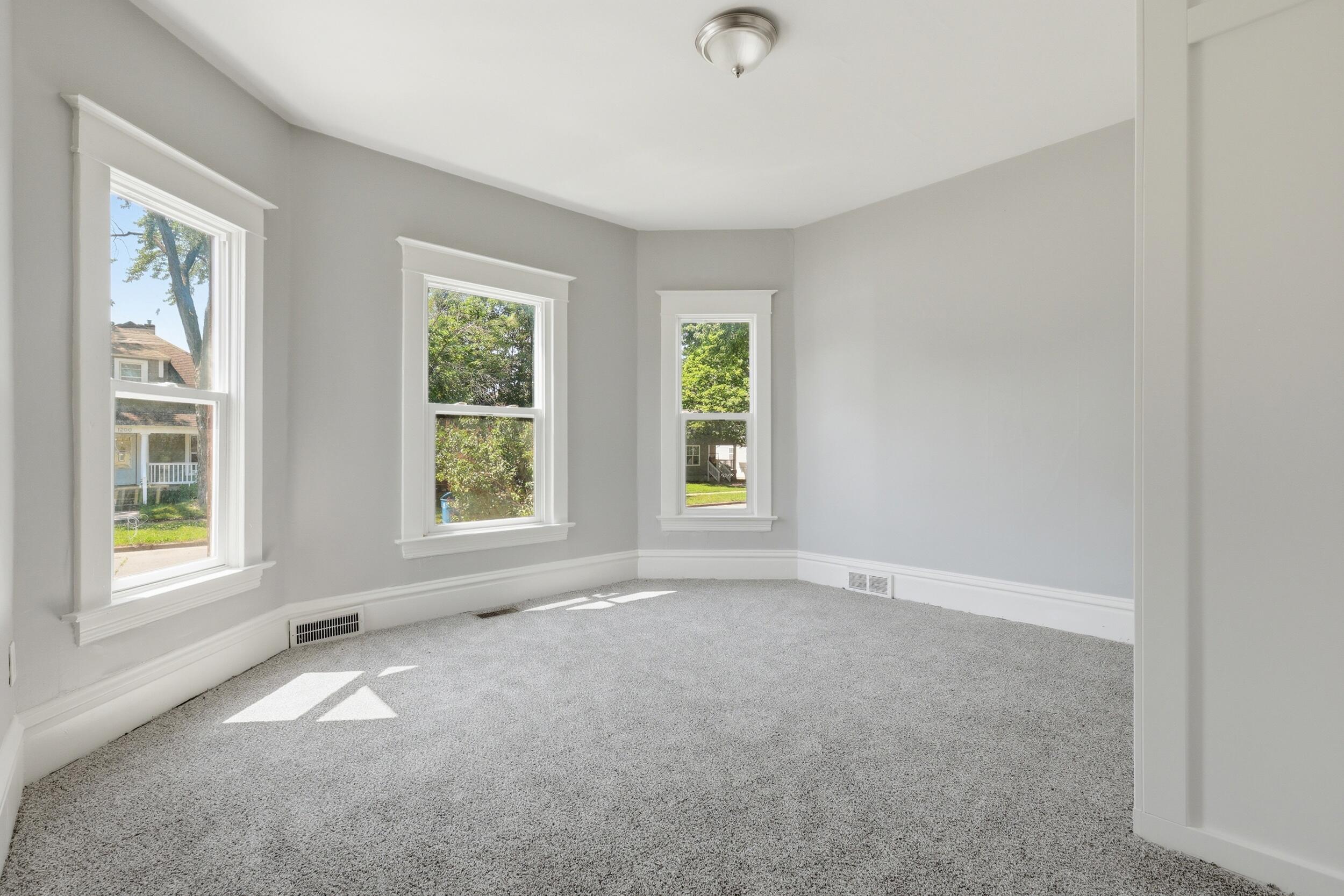 1201 Rathbone Street Southwest Wyoming, MI 49509 - Photo 8 of 24 6_3j5a7484