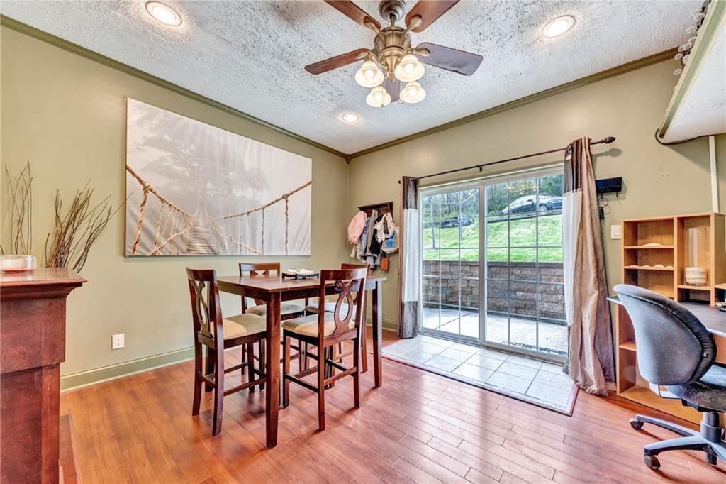 Dining/Office