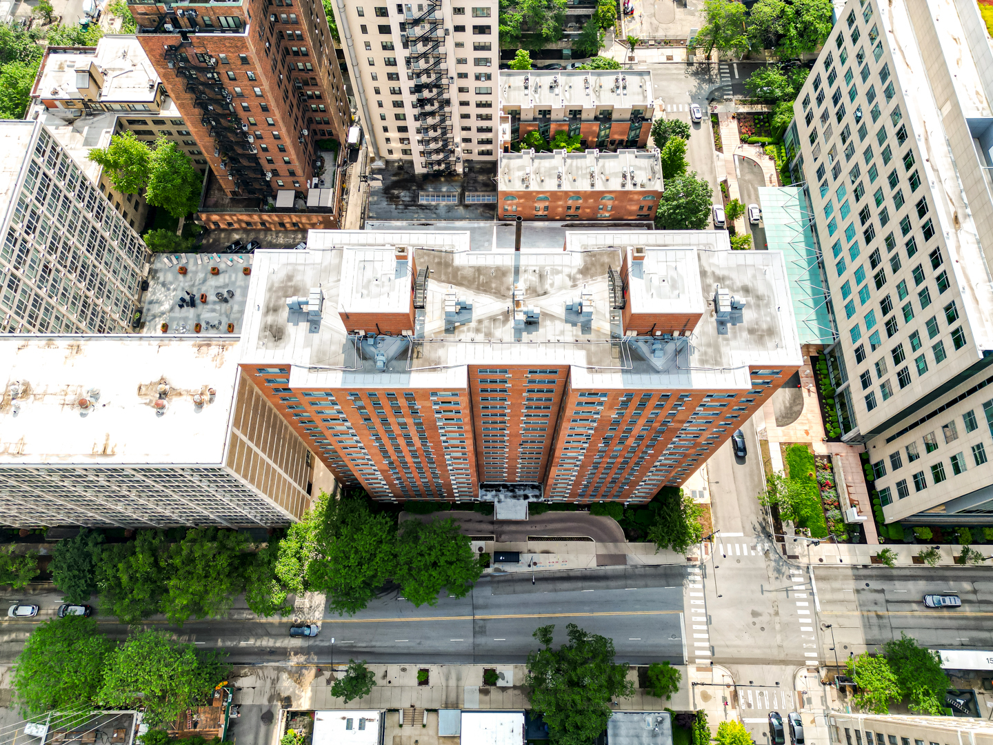 2909 North Sheridan Road, Unit 1601 Chicago, IL 60657 - Photo 22 of 29 Gallery Image 22