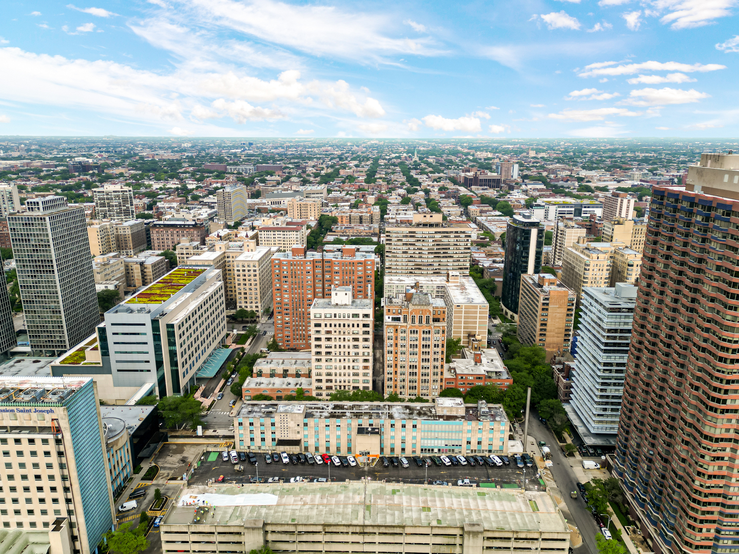 2909 North Sheridan Road, Unit 1601 Chicago, IL 60657 - Photo 23 of 29 Gallery Image 23