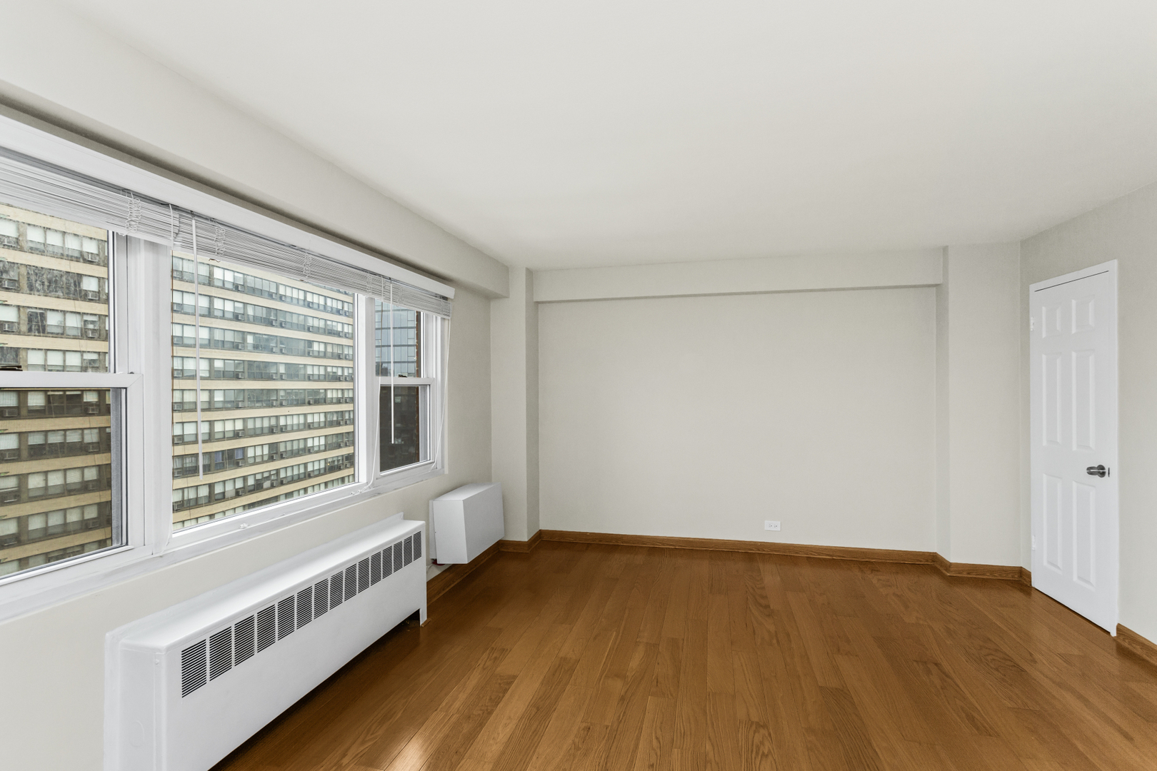 2909 North Sheridan Road, Unit 1601 Chicago, IL 60657 - Photo 7 of 29 Gallery Image 7