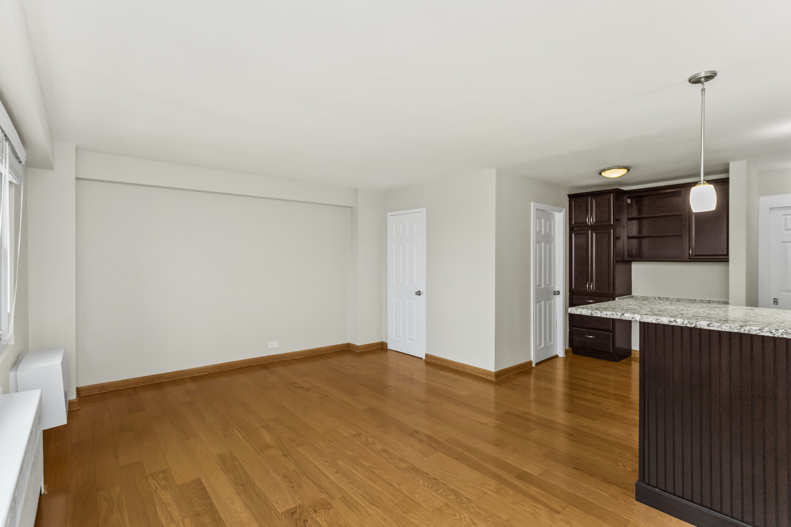 2909 North Sheridan Road, Unit 1601 Chicago, IL 60657 - Photo 8 of 29 Gallery Image 8