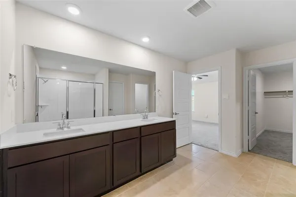 $2,350 | 1332 Pierce Lane, Royse City, TX 75189
