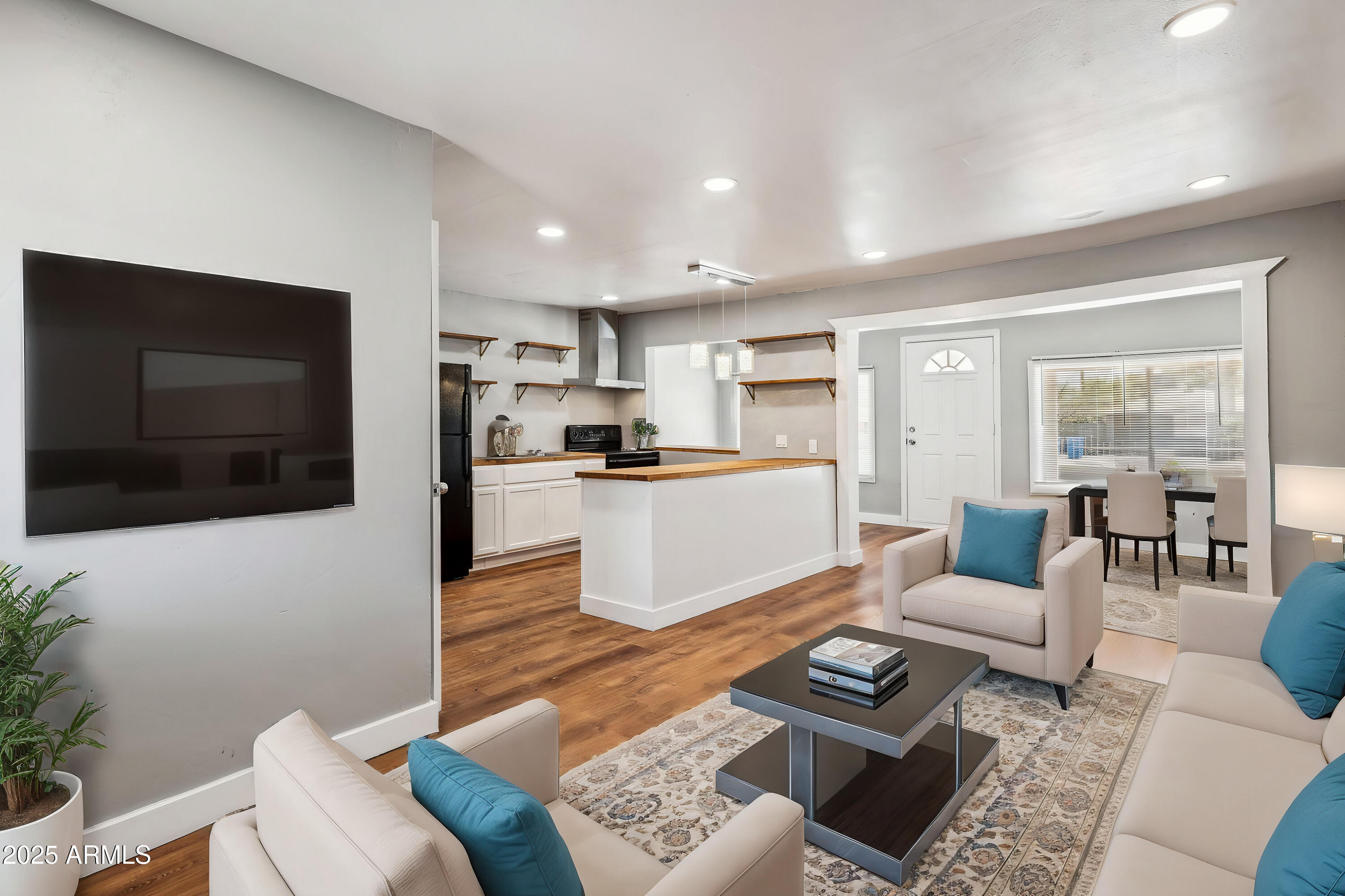 3124 West Almeria Road Phoenix, AZ 85009 - Photo 1 of 32 Gallery Image 1