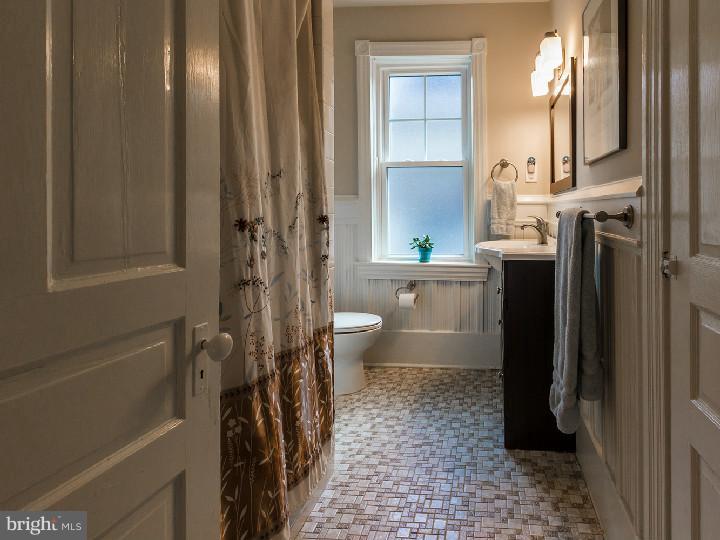 232 Centre Street Haddonfield, NJ 08033 - Photo 18 of 24 Gallery Image 18