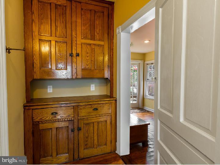 232 Centre Street Haddonfield, NJ 08033 - Photo 9 of 24 Gallery Image 9