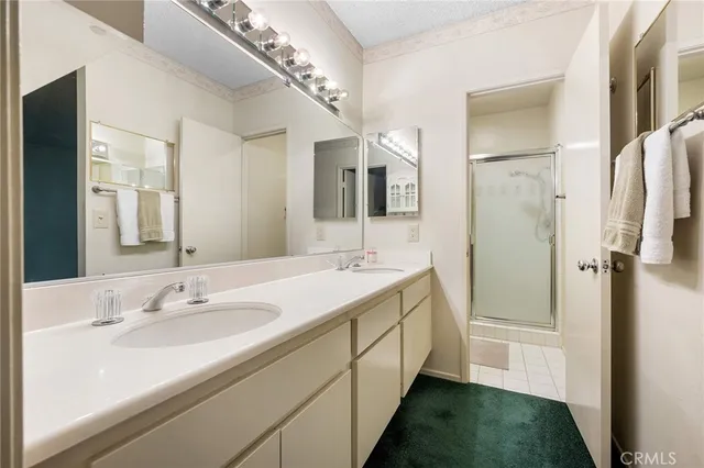 $780,000 | 9555 VÃa Venezia, Burbank, CA 91504