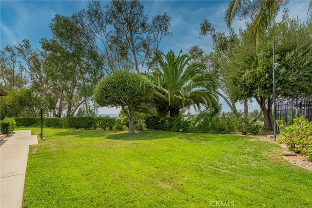 $780,000 | 9555 VÃa Venezia, Burbank, CA 91504