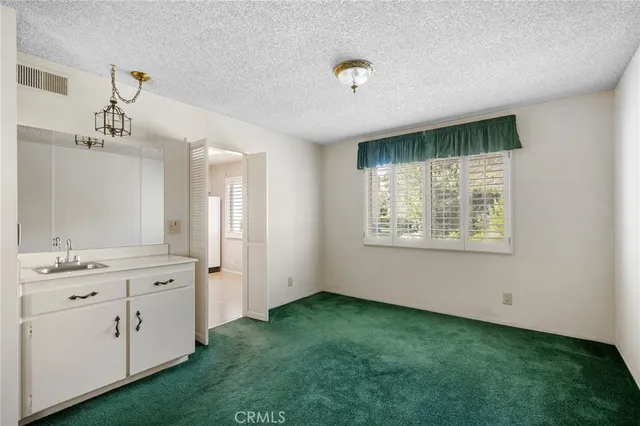 $780,000 | 9555 VÃa Venezia, Burbank, CA 91504