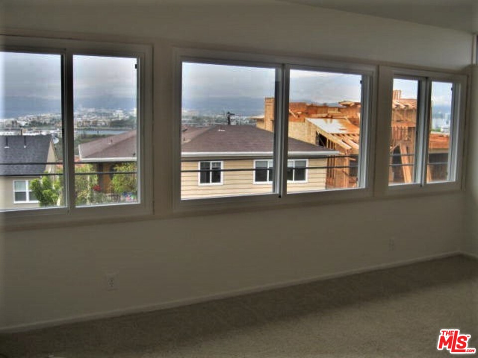 310 Rees Street Playa del Rey, CA 90293 - Photo 22 of 31