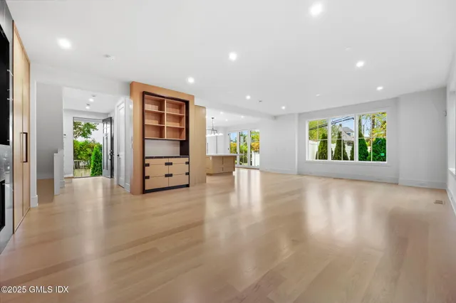 $24,750 | 191 Field Point Road, Unit A, Greenwich, CT 06830