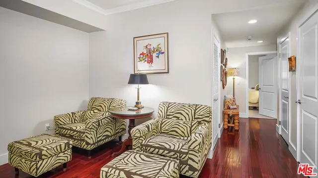 $1,098,000 | 2240 South Beverly Glen Boulevard, Unit 103, Los Angeles, CA 90064