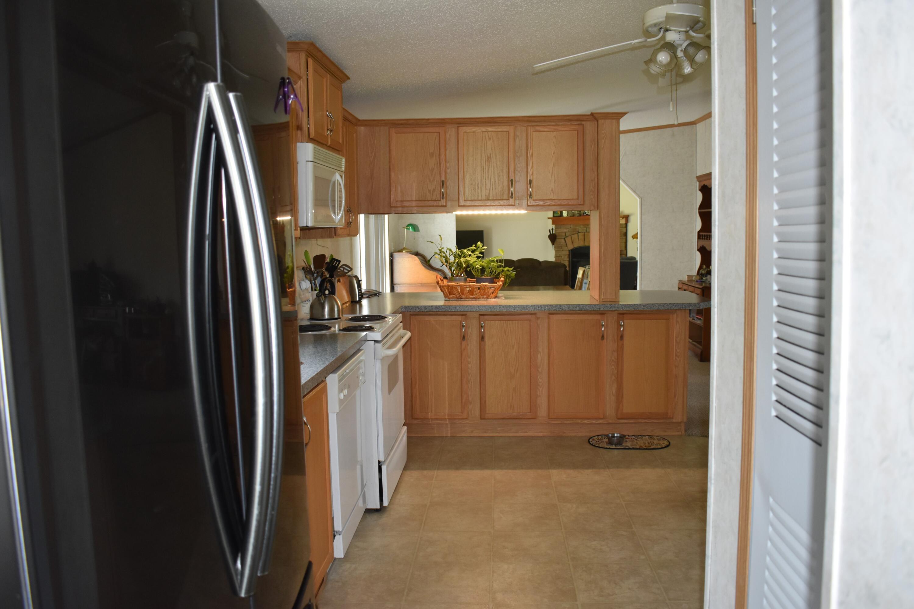 21 South Cooley Road St. Albans, ME 04971 - Photo 11 of 49 5